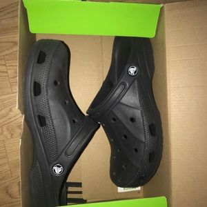 Black crocs